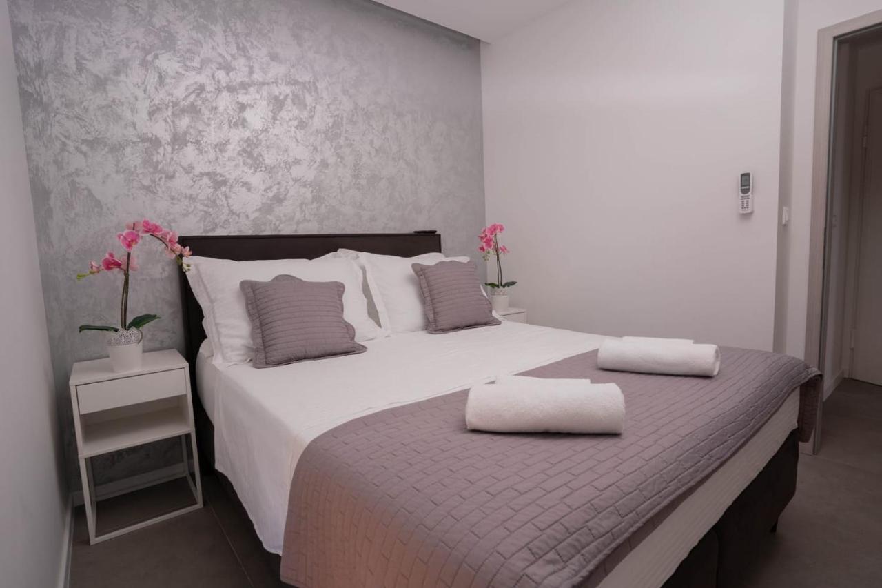 Apartmani Lara Baška Voda Kültér fotó