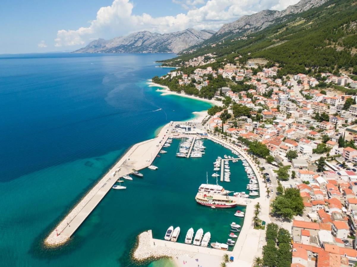 Apartmani Lara Baška Voda Kültér fotó